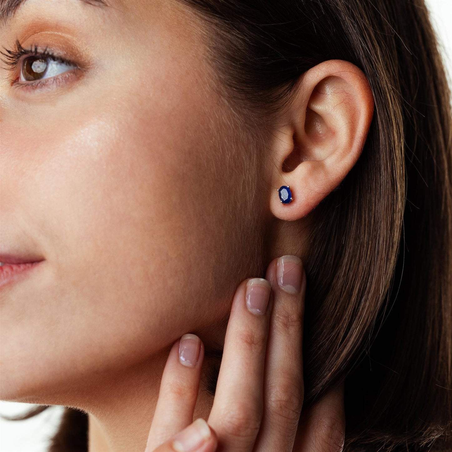 14K White Gold Oval Sapphire Stud Earrings