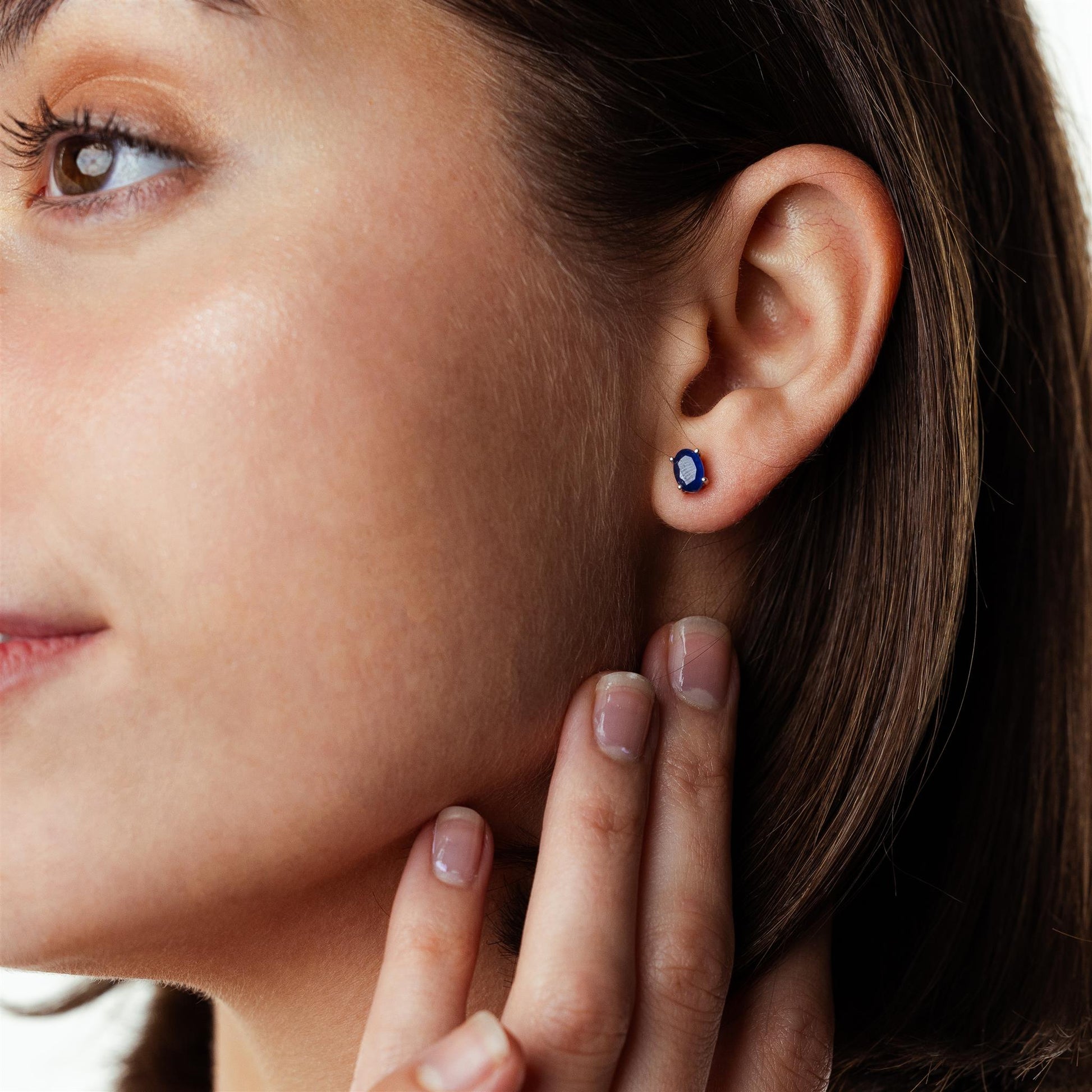 14K White Gold Oval Sapphire Stud Earrings