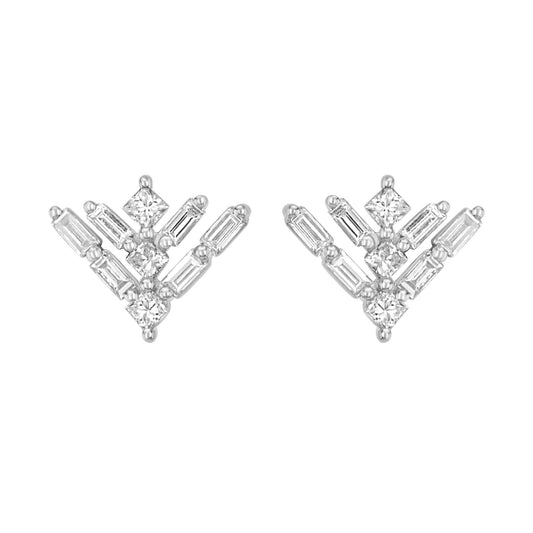 Gemistry Womens or Girls 14K White Gold & Diamond Arrow Stud Earrings April Birthstone Month, Jewelry Gift For Her (GH Color, SI1 Clarity)