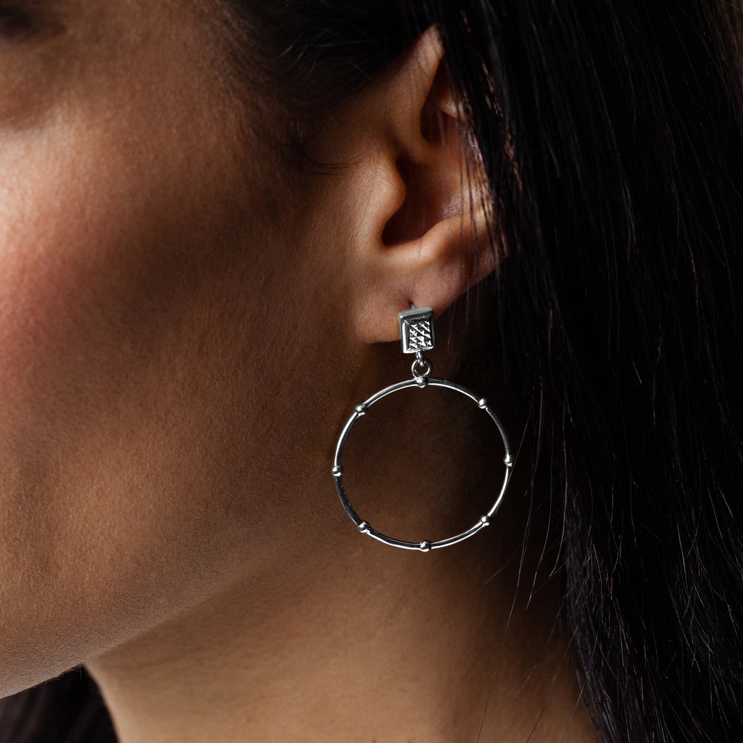 Judy Crowell Jewelry Sterling Silver Diamond Cut Circle Beaded Drop Earrings