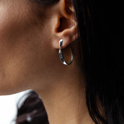 Judy Crowell Jewelry Sterling Silver High Polish Open Twist Hoop Earrings