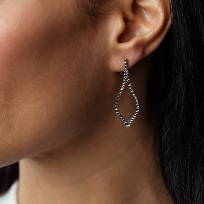 Judy Crowell Jewelry Sterling Silver Diamond Cut Marquis Drop Earrings