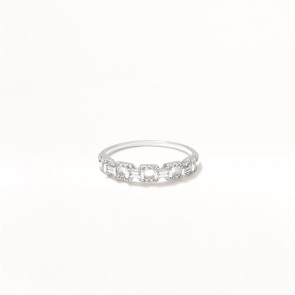 14K White Gold Round and Baguette-Cut Diamond Link Ring, .19 Carats, Sizes 6 to 8